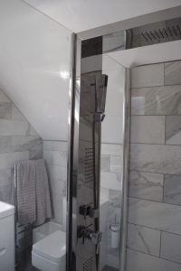 Surrey-Bathroom-extensions